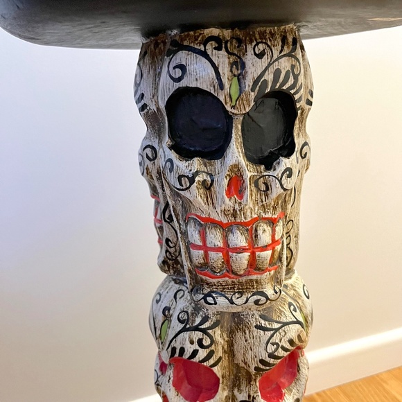 Handcrafted Indonesian Skull Pedestal Table - Picture 4 of 17